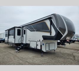 New 2025 Keystone RV Alpine Avalanche Edition 366LS Photo