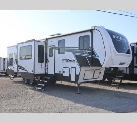 New 2025 Keystone RV Fuzion Impact Edition 367 Photo