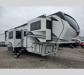 New 2025 Keystone RV Montana 3761FL Photo