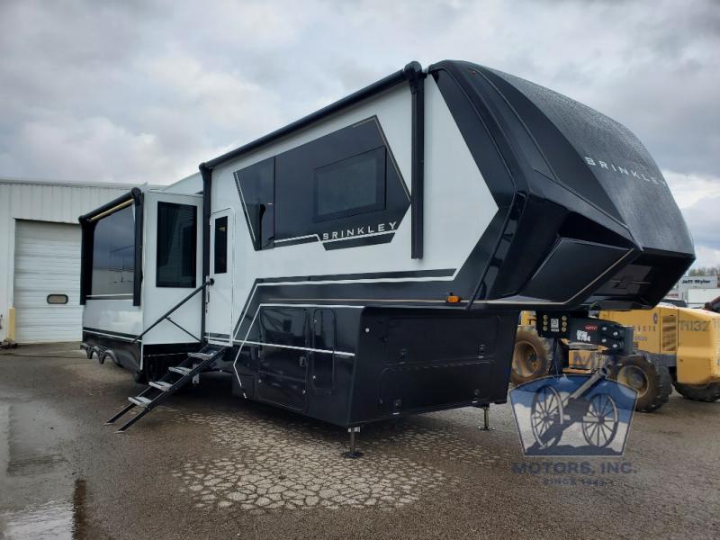 New 2024 Brinkley Model G 3950 Toy Hauler Fifth Wheel at Holman RV ...