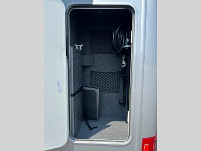 SAMPLE PHOTO OF SIMILAR MODEL