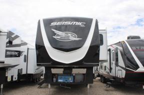 New 2024 Jayco Seismic 399 Photo