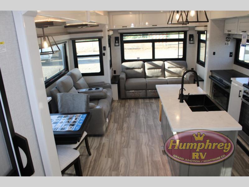 New 2024 Jayco Pinnacle 36FBTS Fifth Wheel at Humphrey RV Grand