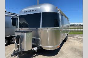 New 2024 Airstream RV Flying Cloud 25FB Photo