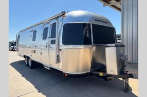 Used 2020 Airstream RV Classic 30RB Photo