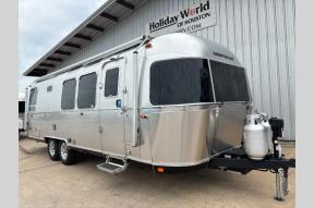 New 2025 Airstream RV Classic 28RB Photo