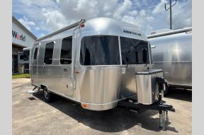 New 2025 Airstream Caravel 22FB Photo