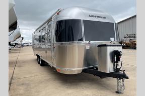 New 2025 Airstream RV Flying Cloud 28RB Photo