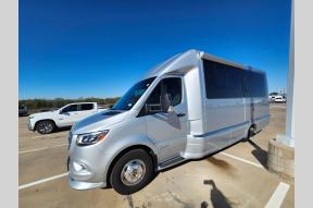 Used 2021 Airstream Atlas Murphy Suite Photo