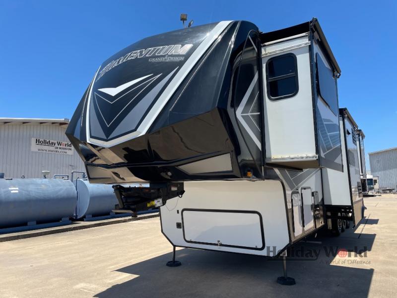 Used 2022 Grand Design Momentum 376THS Toy Hauler Fifth Wheel at ...