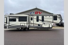 Used 2018 Keystone RV Montana 3950 BR Photo