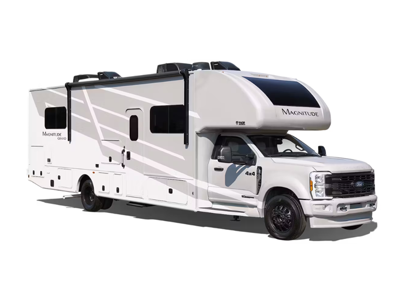 Thor Motor Coach Magnitude GRAND Motor Home Super C - Diesel