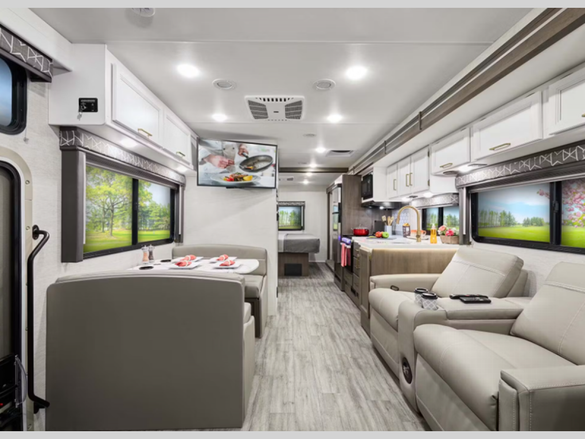 Thor Motor Coach HR: Your Comprehensive Guide to RV Adventures