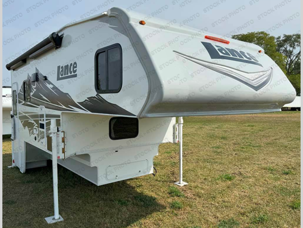 RV listing image