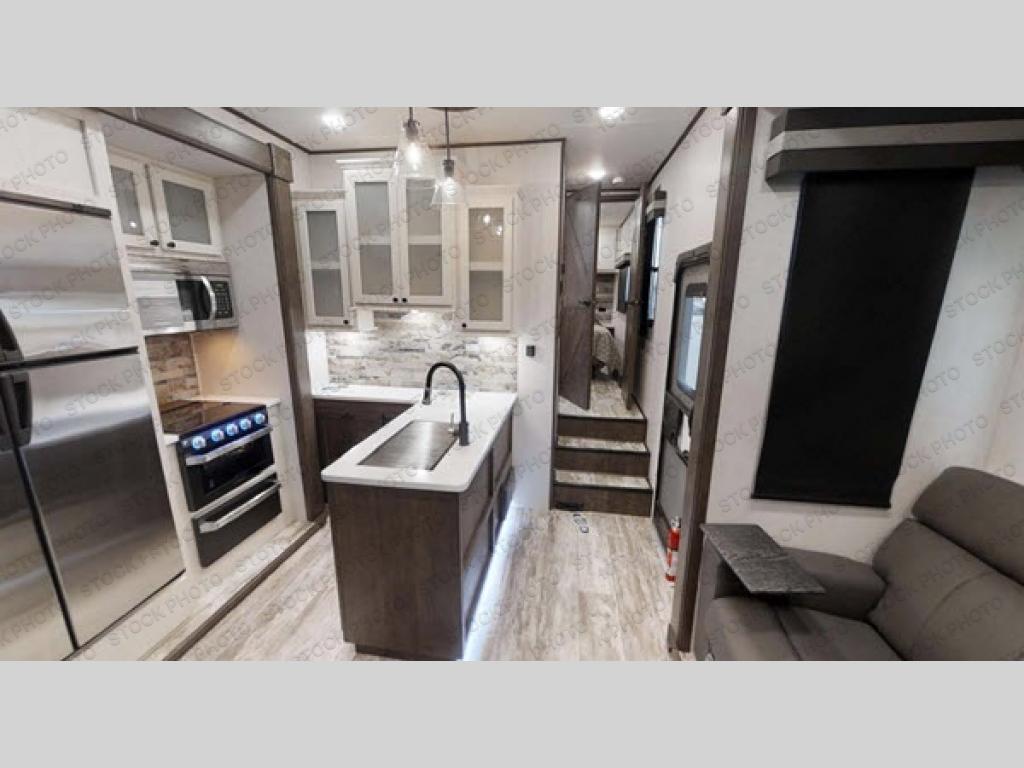 Used 2020 Forest River RV XLR Nitro 351 Toy Hauler Fifth Wheel at Smith ...