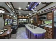 Used 2018 Heartland Big Country 3560 SS image