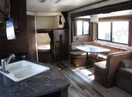 Used 2017 Jayco Jay Flight 28BHBE image