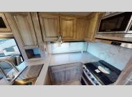 Used 2021 Palomino SolAire Ultra Lite 304RKDS image