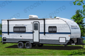 Used 2023 Gulf Stream RV Ameri-Lite Ultra Lite 241RB Photo