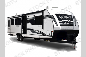 New 2025 CrossRoads RV Sunset Trail SS253RB Photo