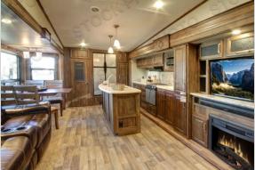 Used 2017 Keystone RV Cougar 341RKI Photo