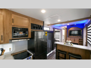 Inside - 2023 Timberwolf Black Label 39SRBL Destination Trailer