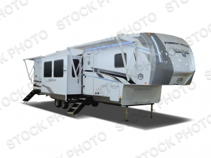 Outside - 2025 Wildcat 32LIVE Fifth Wheel