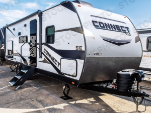 Outside - 2025 Connect SE C241BHKSE Travel Trailer