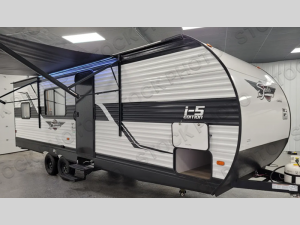 Outside - 2024 i-5 Edition 526BH Travel Trailer