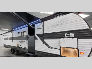 Outside - 2024 i-5 Edition 532DS Travel Trailer