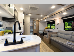 Inside - 2024 Innsbruck Ultra Lite 274QB Travel Trailer