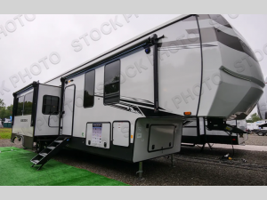 Outside - 2025 Sierra 4002FB Fifth Wheel