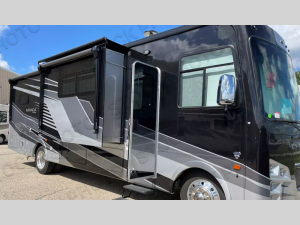 Outside - 2024 Mirada 315KS Motor Home Class A