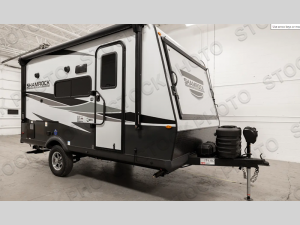 Outside - 2026 Flagstaff Shamrock 17E Expandable