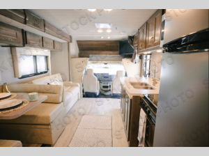 Inside - 2025 Phantom 31P Motor Home Class C