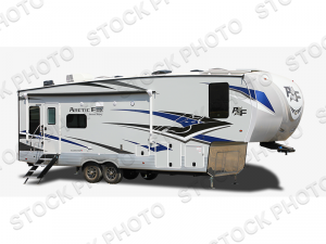 Outside - 2025 Arctic Fox Grande Ronde 29-5T Fifth Wheel