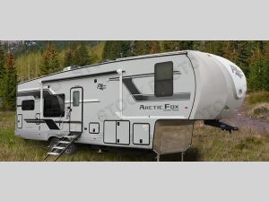 Outside - 2025 Arctic Fox Grande Ronde 29-5K Fifth Wheel