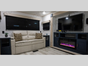 Inside - 2025 Avenger 28REI Travel Trailer