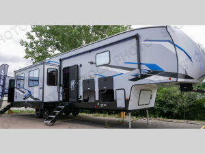 Outside - 2024 Cherokee Arctic Wolf Suite 3810 Fifth Wheel