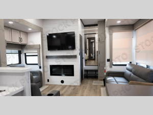 Inside - 2025 Columbus 384RKH Fifth Wheel