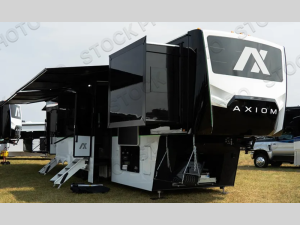 Outside - 2026 Vendetta V4250SP Toy Hauler Fifth Wheel