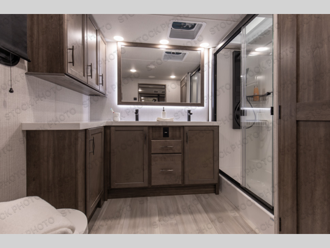 Used 2022 Grand Design Solitude 380FL R Fifth Wheel at Happy Daze ...