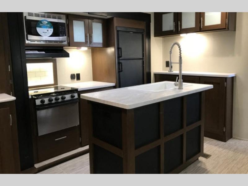 Prime Time RV Avenger Image