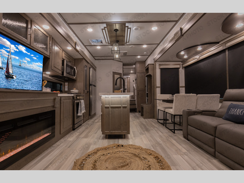 New 2023 Grand Design Solitude 373FB R Fifth Wheel at Big Country RV