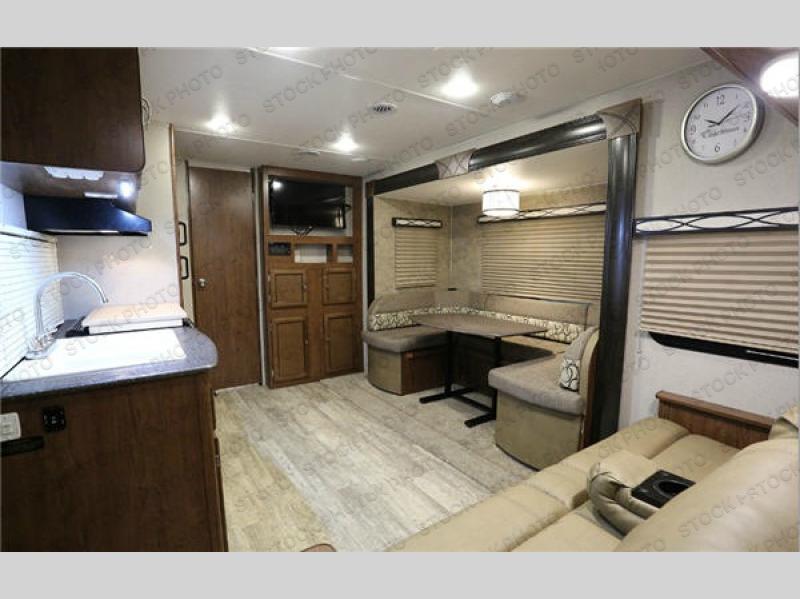 Used 2017 Coachmen RV Freedom Express 248RBS Travel Trailer at Sky
