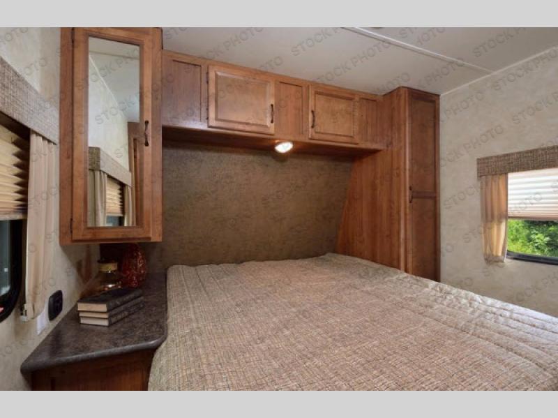 Used 2017 Gulf Stream RV Kingsport 288 ISL Travel Trailer at McDowell