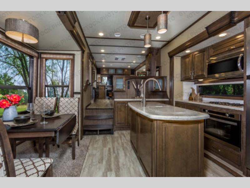 2018 Grand Design RV solitude 375res