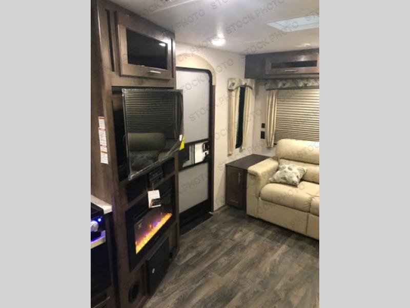 Used 2019 Forest River RV Wildcat Maxx 261RSX Travel Trailer at Sky