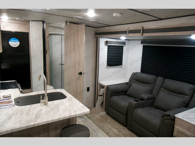 Used 2022 Coachmen RV Northern Spirit Ultra Lite 1943RB Travel Trailer ...