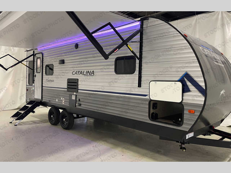 New 2024 Coachmen RV Catalina Summit Series 8 231MKS Travel Trailer at Oak Lake RV Moose Lake